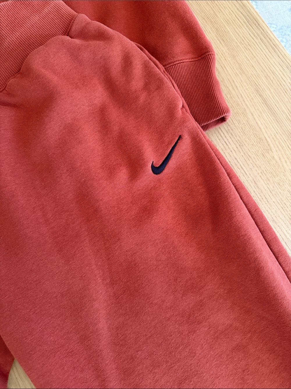 Women’s Nike Phoenix Sweatshirt & Sweatpants Set medium rugged orange - Picture 6 of 7